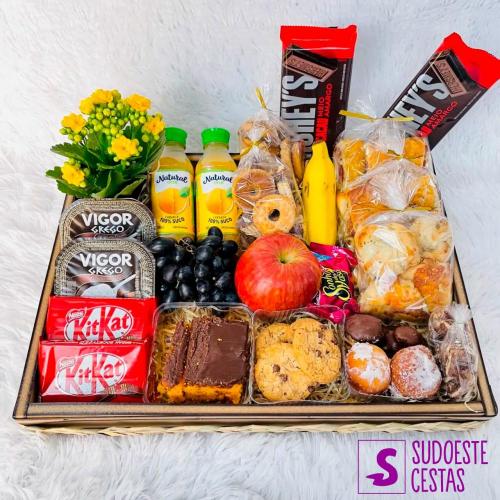 Cesta de Café da Manhã B5